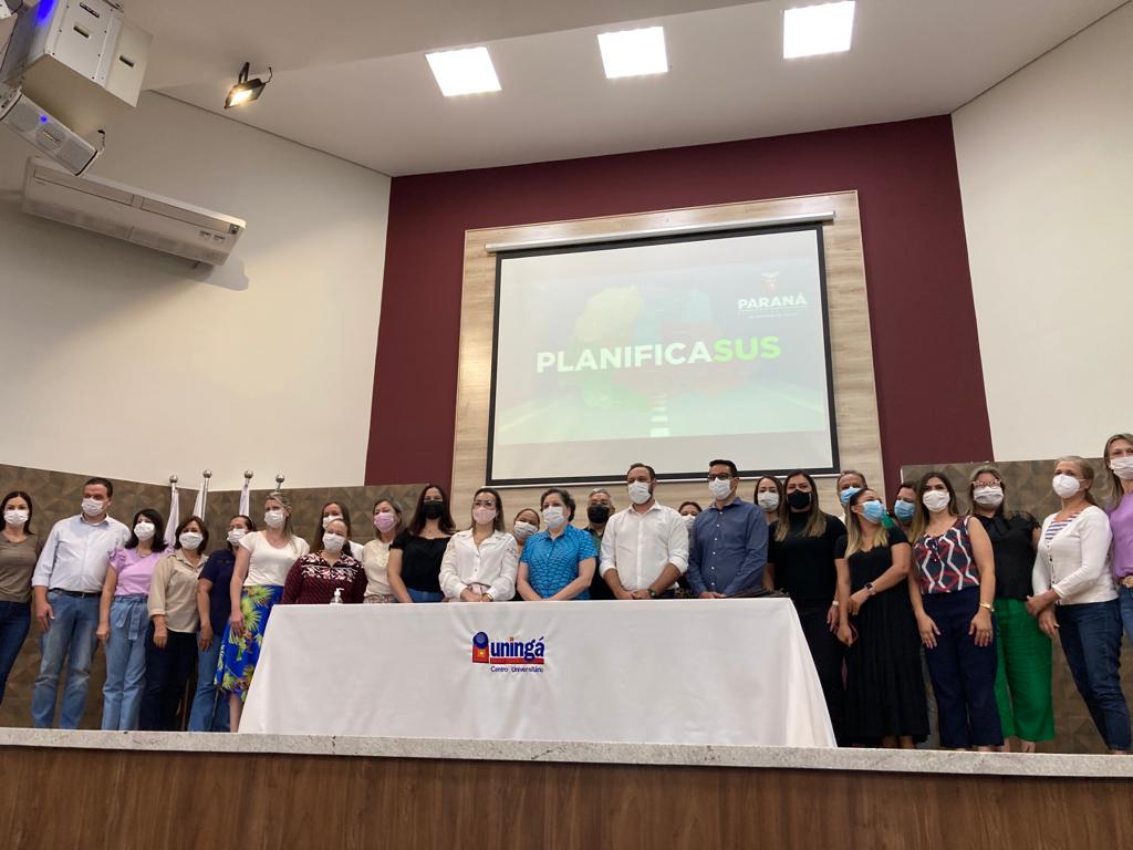 Vice-prefeito e Secretária de Saúde de Sarandi participam da Cerimônia do programa PlanificaSUS Paraná