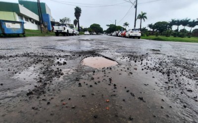 Chuvas intensas danificam asfalto em Sarandi e Prefeitura prepara operação emergencial de tapa-buracos