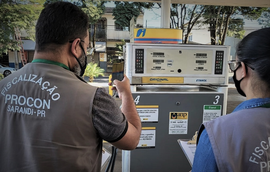 PROCON Sarandi e Fórum dos Procons Paranaenses orientam os consumidores sobre as novas regras de cobranças de impostos federais e estaduais sobre os combustíveis