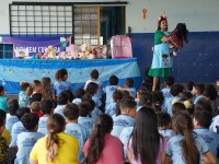 Prefeitura de Sarandi promove contação de histórias para conscientizar crianças sobre o combate ao racismo