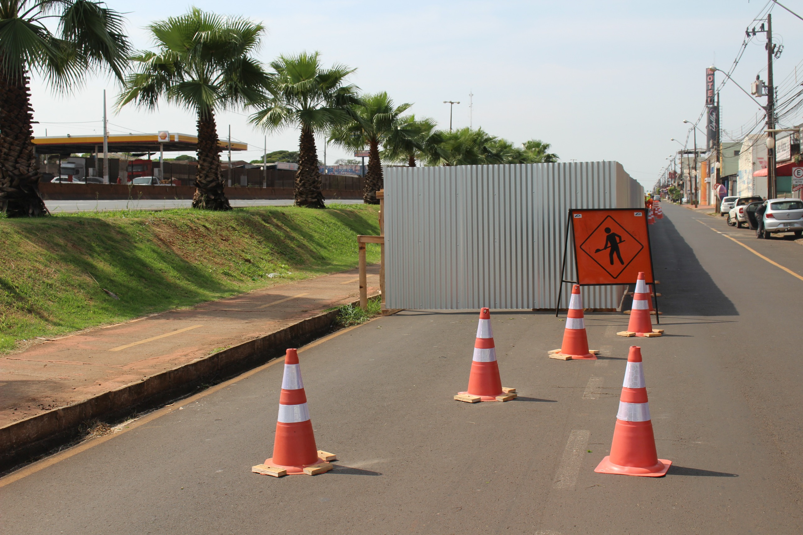 Interdição de parte de marginal em Sarandi marca início das obras de construção de viadutos sobre BR-376
