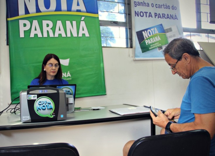 Programa Nota Paraná cadastra consumidores em Sarandi 