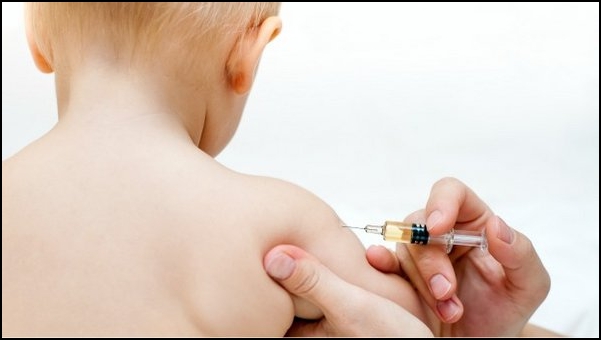    Saúde de Sarandi pede que mães levem seus filhos para serem vacinados  