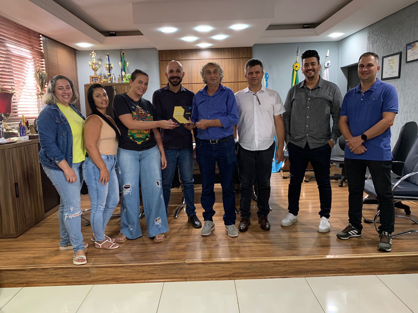 Excelência no atendimento da Sala do Empreendedor de Sarandi é premiada pelo Sebrae com Selo Ouro