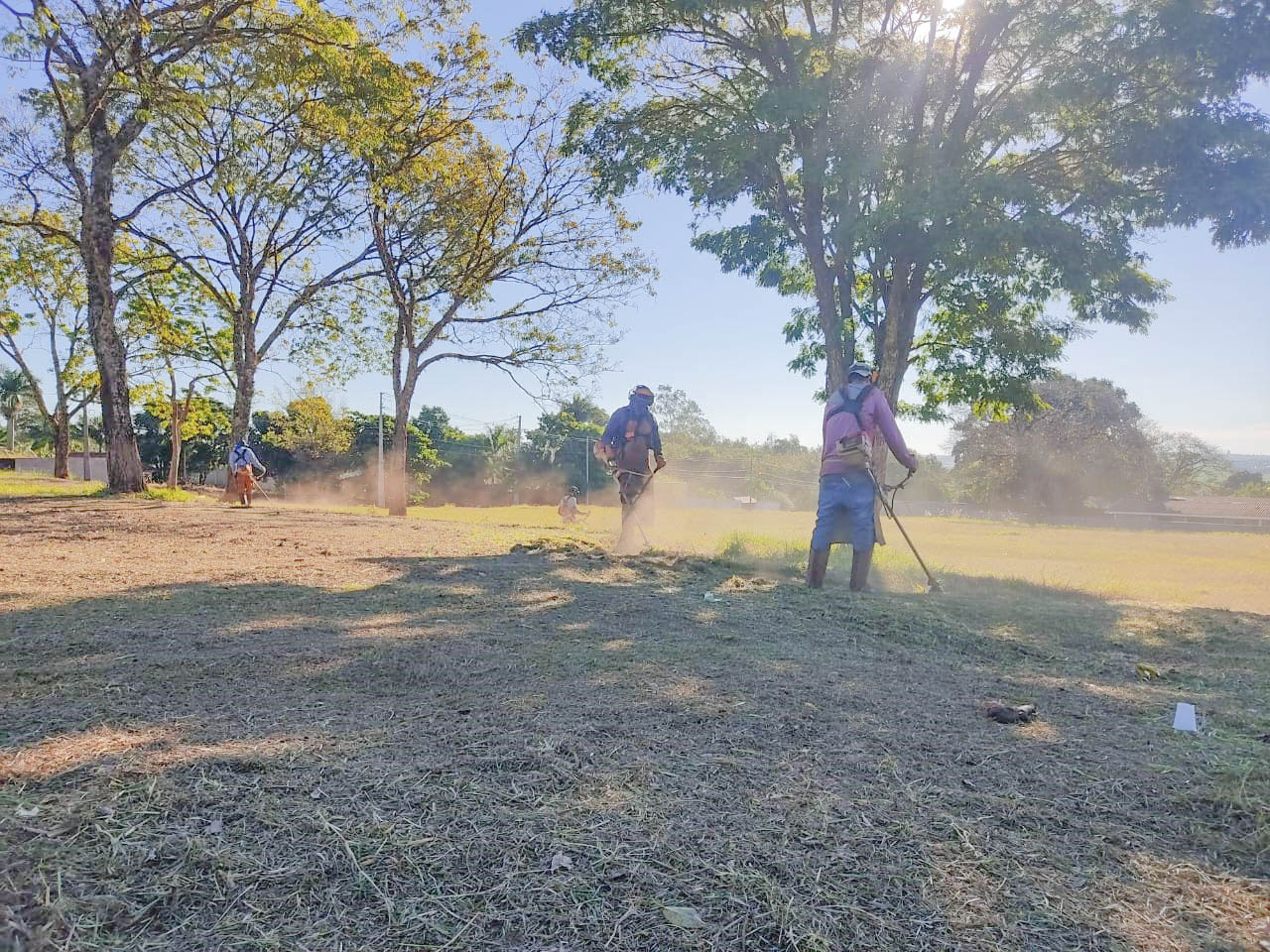 Limpeza do Distrito Vale Azul