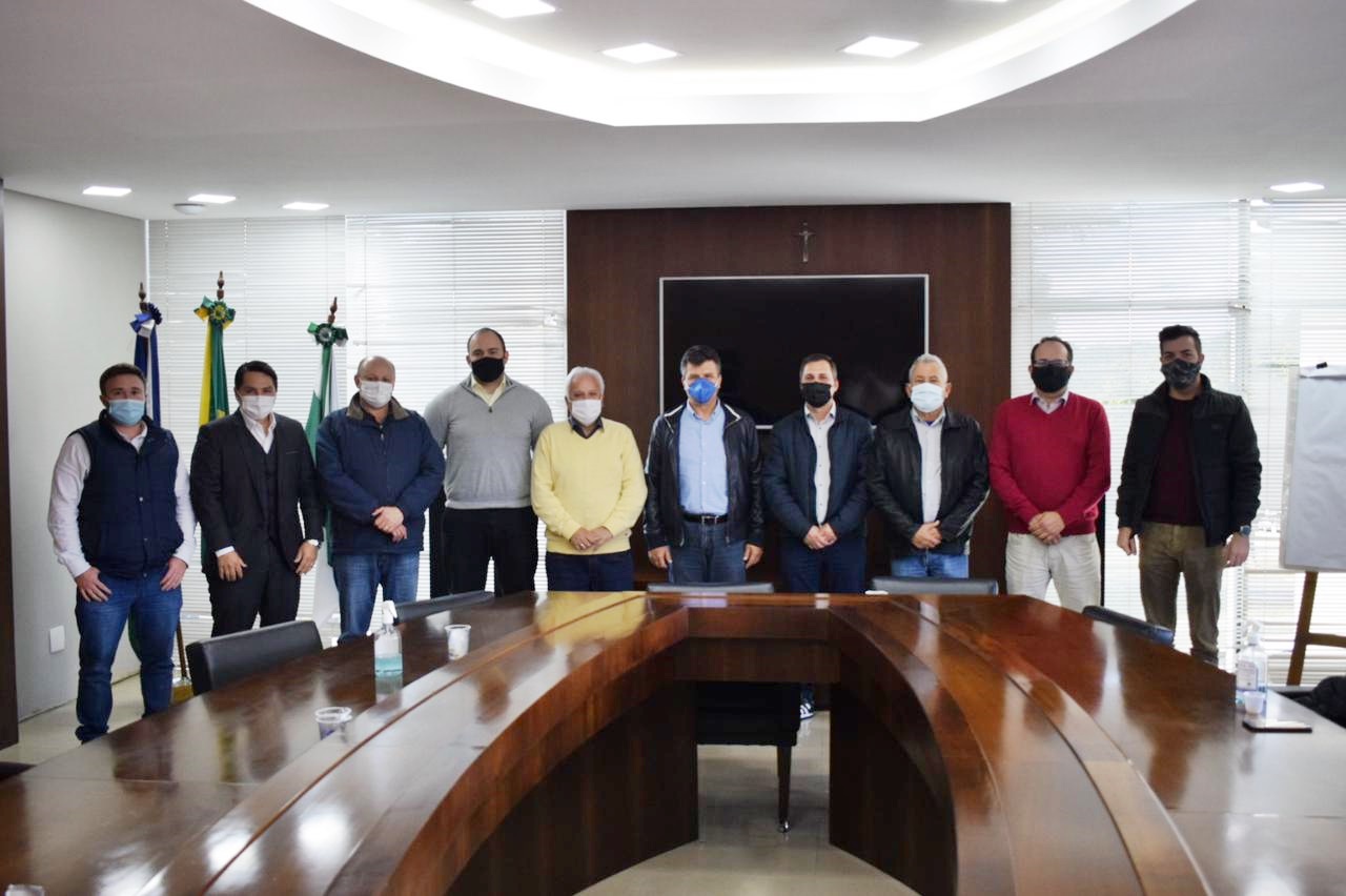 Reunião aconteceu em Guarapuava para um novo projeto de iluminação pública vir a nossa cidade