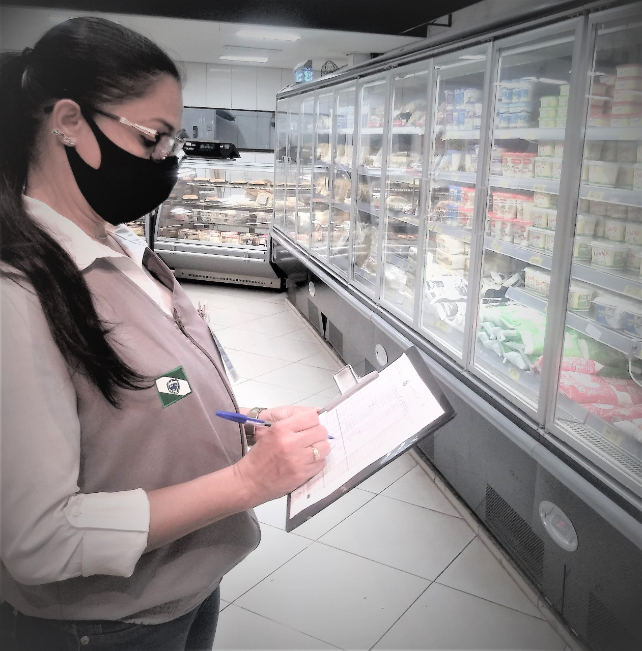 PROCON Sarandi encontra diferença de preços que chegam a 169% na pesquisa de cesta básica