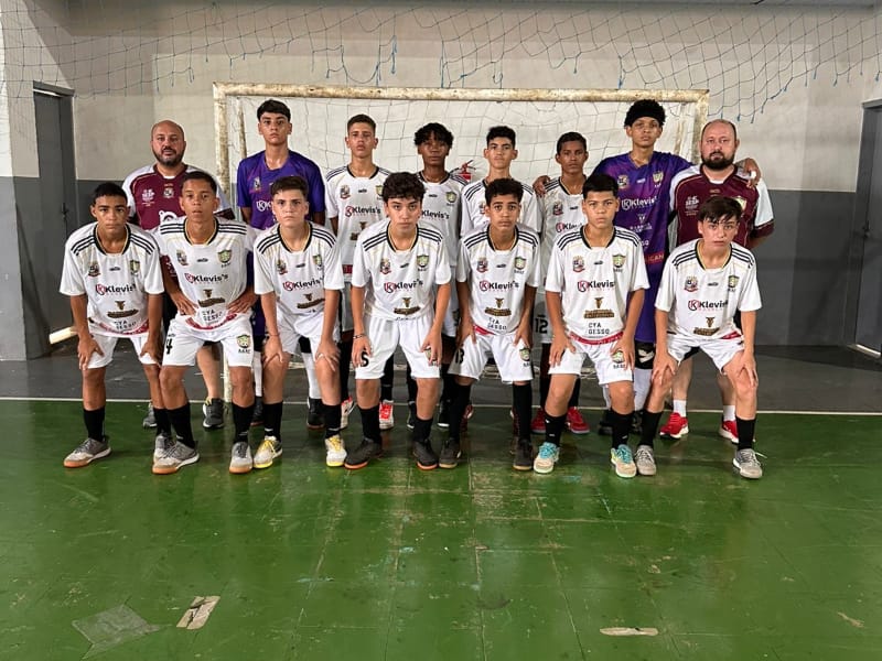 Sub-14 de Sarandi avança à segunda fase do Paranaense de Futsal após campanha consistente