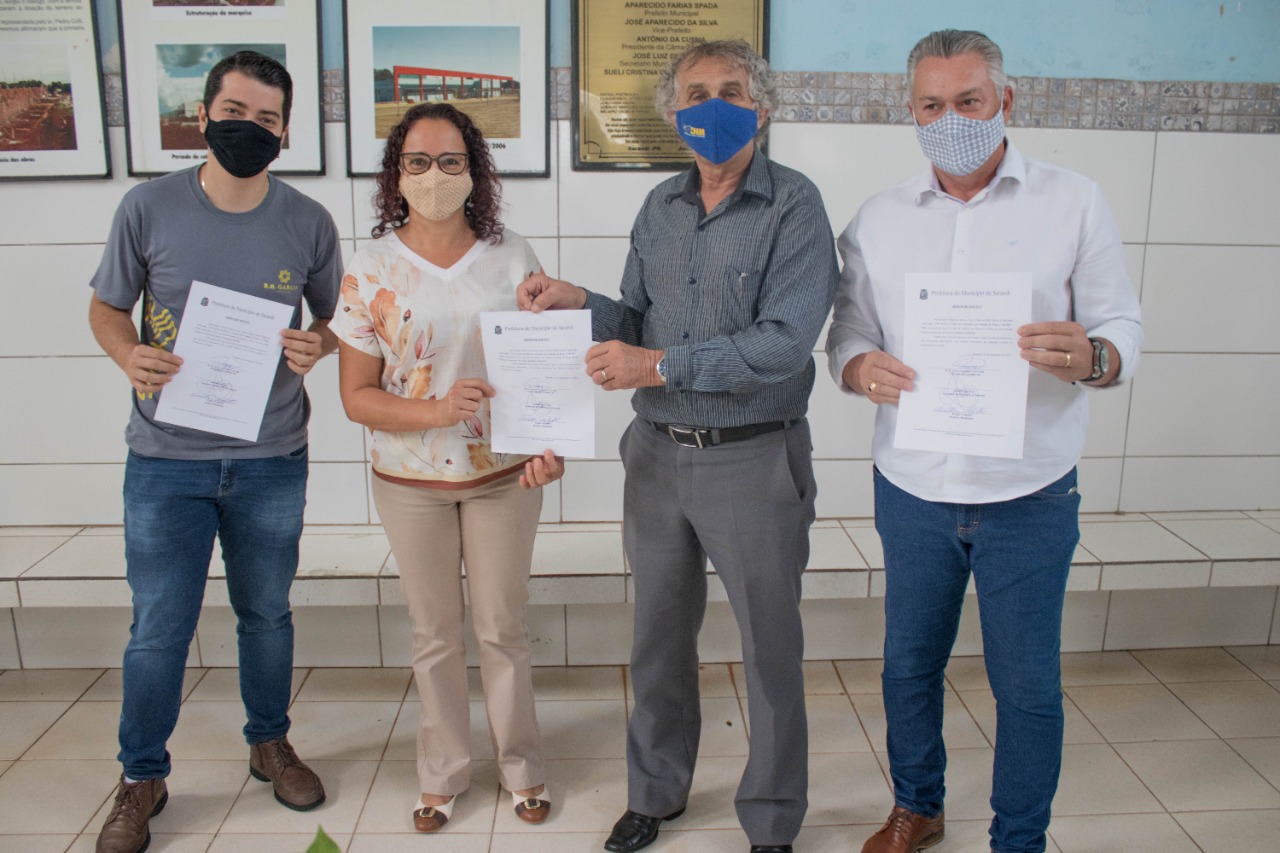 Assinatura de ordem de serviço para início das obras de reforma da Escola Municipal Paulo Freire