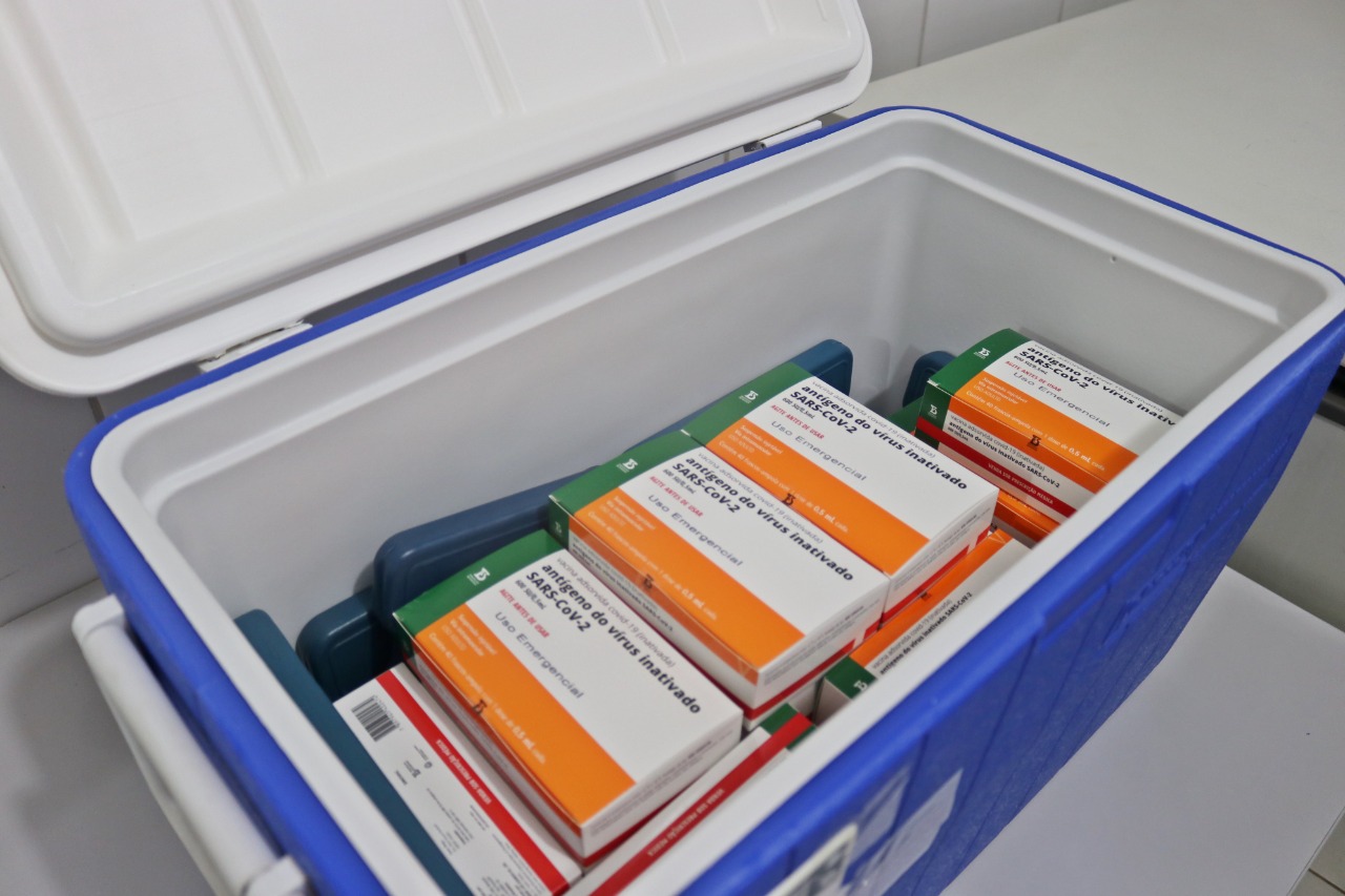 Sarandi recebe doses para dar início a primeira fase de vacinação de combate ao COVID-19