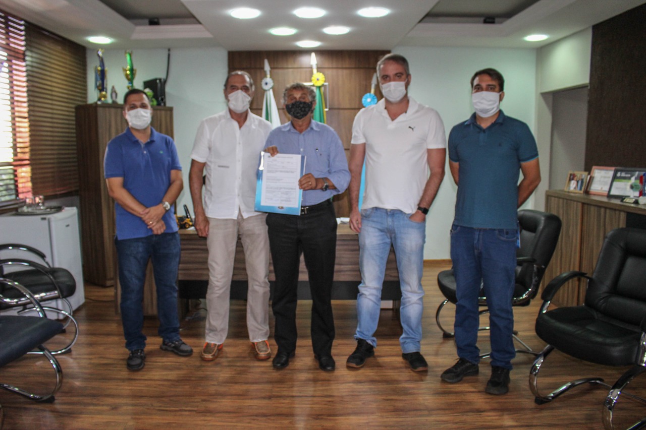 Assinatura da Ordem de Serviço das obras de esgoto de três bairros em Sarandi