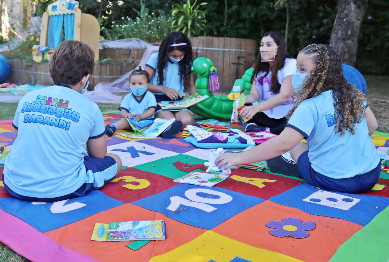 Secretaria de Educação faz investimentos na compra de livros de literatuas