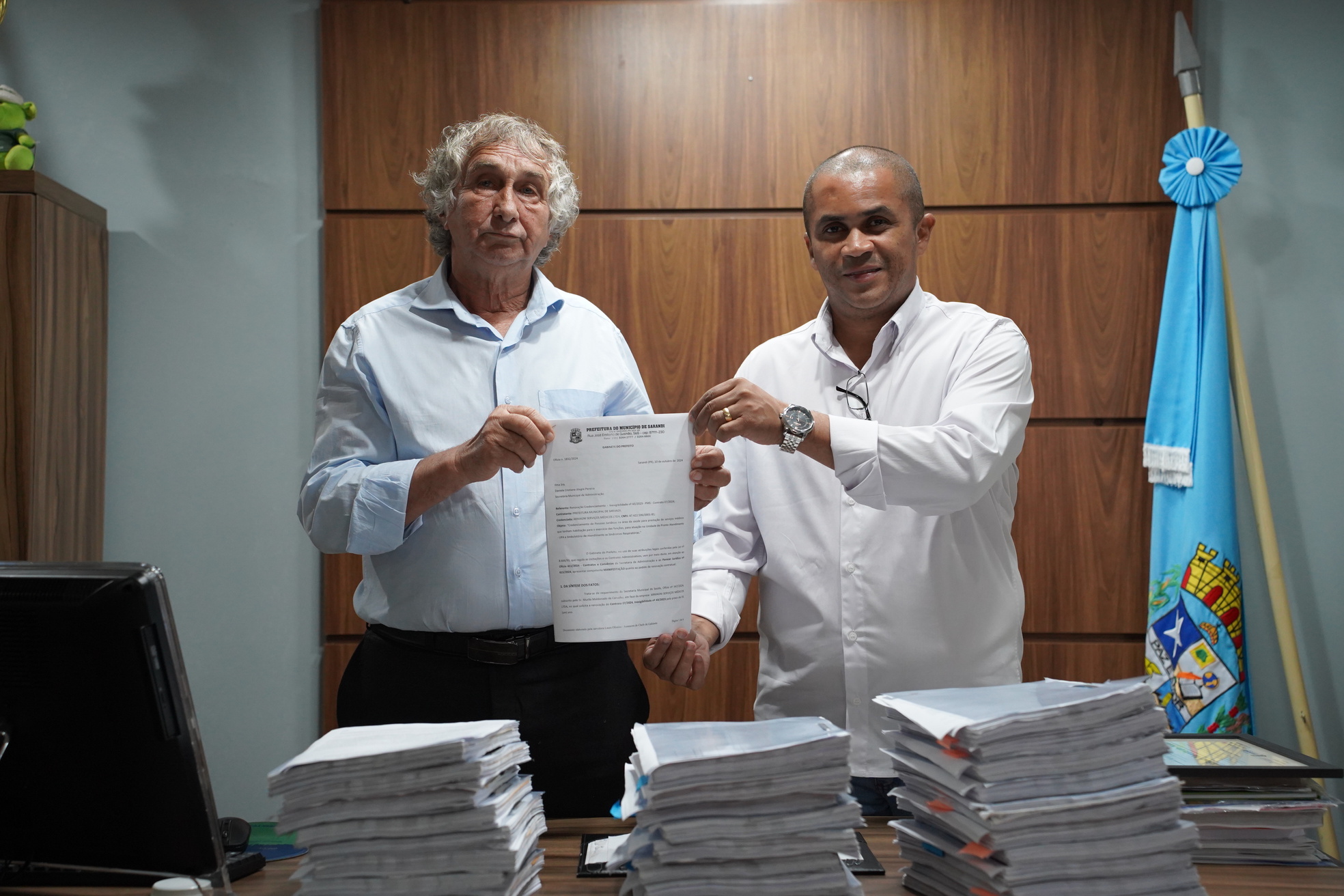 Walter Volpato assina contrato para fornecimento de 33 médicos para Unidade de Pronto Atendimento