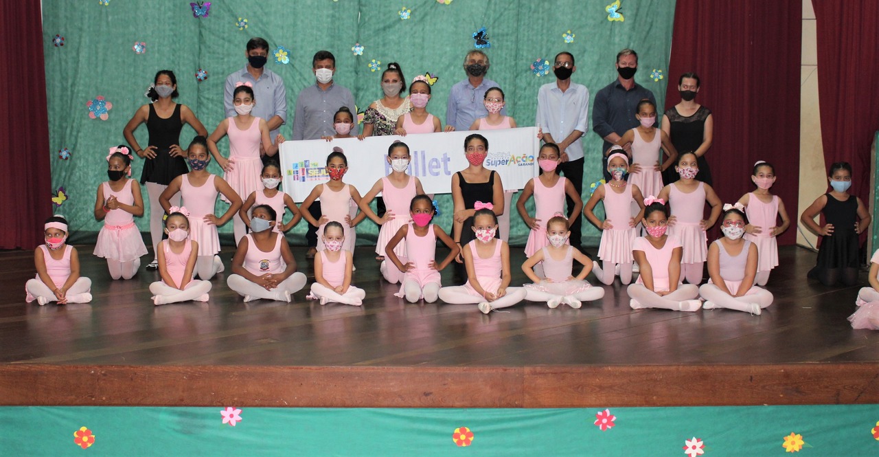 SEJUV realiza apresentação de Encerramento do ano letivo do Ballet e Jazz 2021