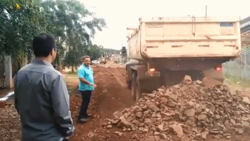 Assinatura de Contrato para Obras no Parque Residencial Santana