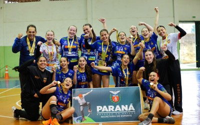 Handebol feminino juvenil de Sarandi conquista título invicto da fase regional dos Jogos da Juventude do Paraná e garante vaga na Macro Regional Ouro