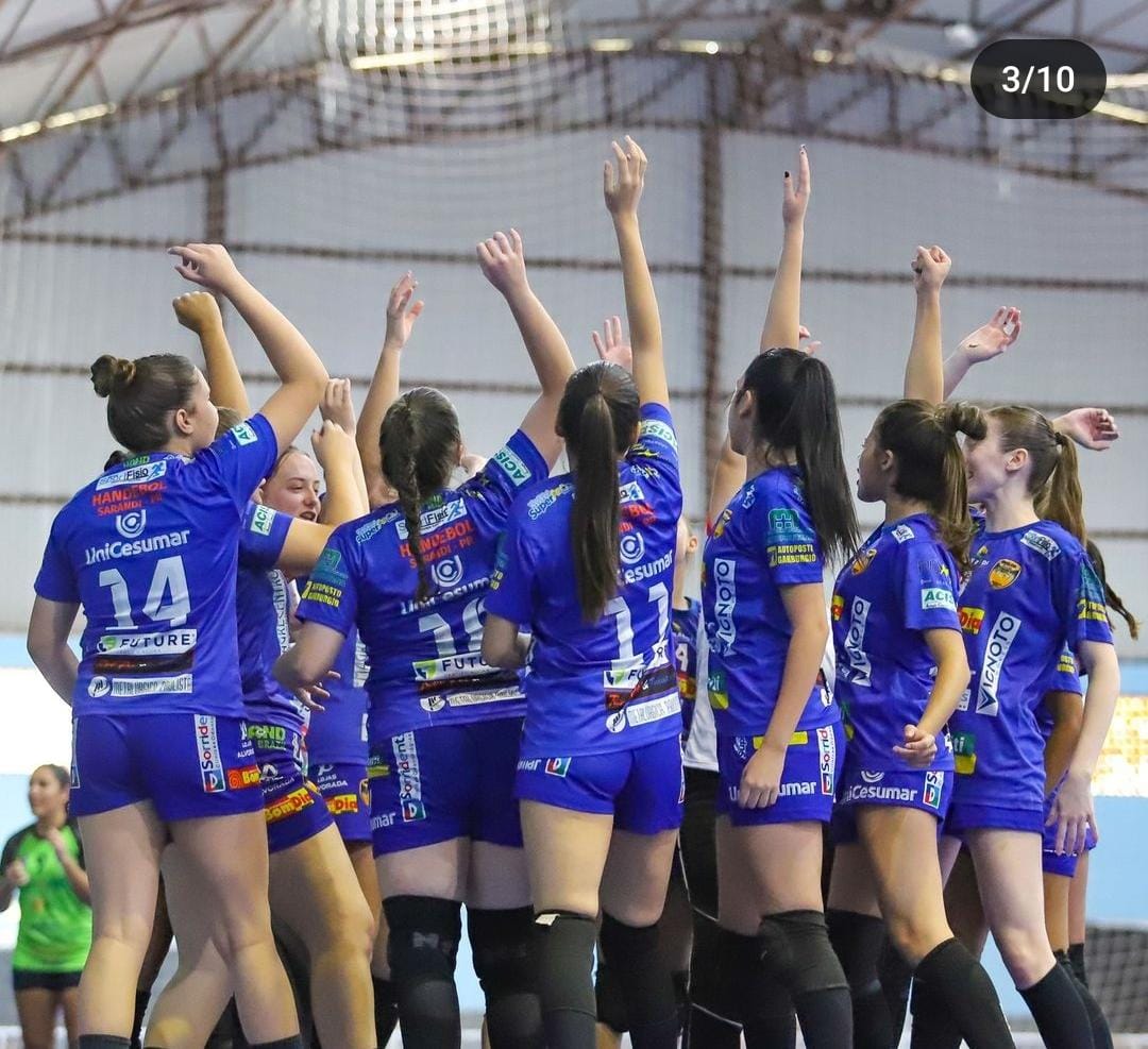 Handebol de Sarandi, categoria cadete feminino, fica entre as 7 melhores equipes da região Sul