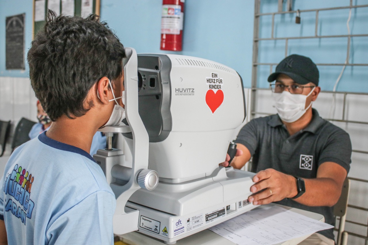 Secretaria de Educação de Sarandi realiza atendimento oftalmológico na Escola Municipal Mercedes R. Panzeri