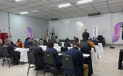 Servidores públicos de Sarandi participam de Congresso de Capacitação em Liderança para fortalecer a gestão municipal