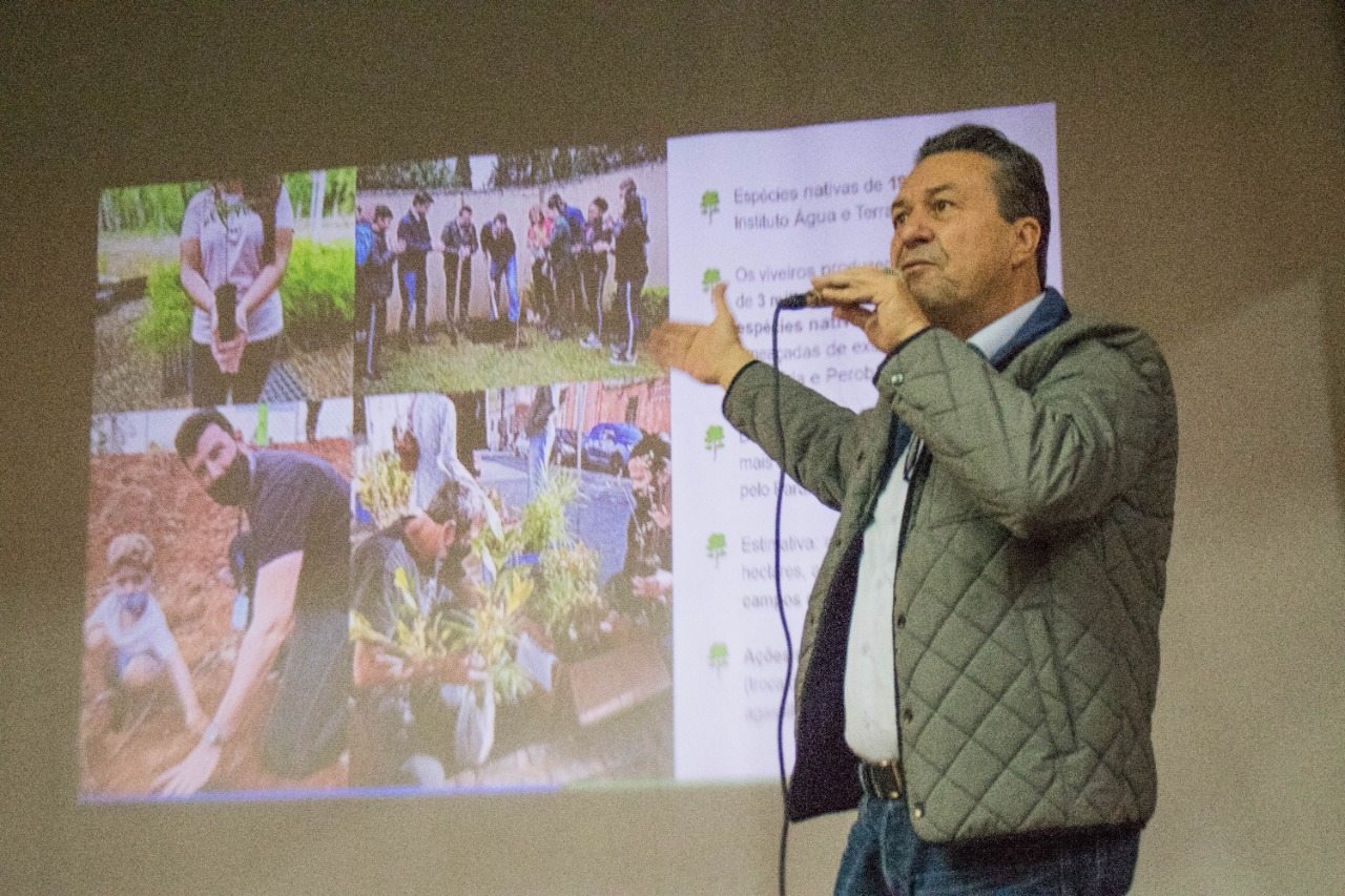 Secretário de Estado Márcio Nunes realiza palestra em Sarandi sobre projetos ambientais e de turismo do Estado do Paraná