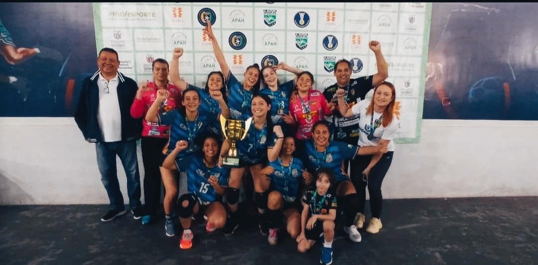 Handebol de Sarandi mantém desempenho e sub-18 feminino conquista 3º lugar no Campeonato Paranaense