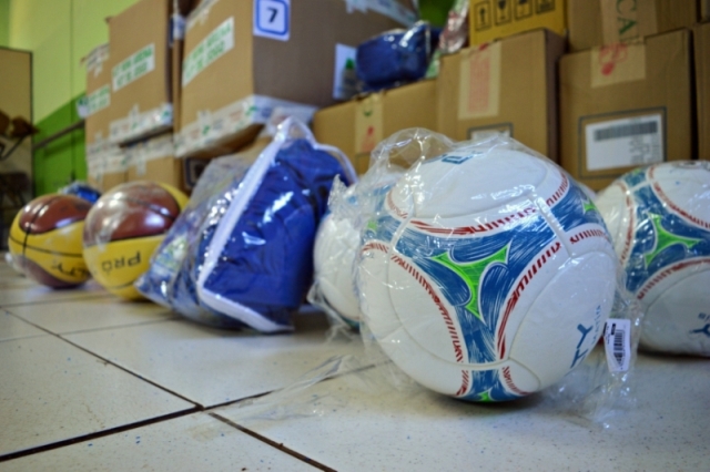 SECRETARIA MUNICIPAL DE ESPORTES BUSCA EQUIPAMENTOS NOVOS