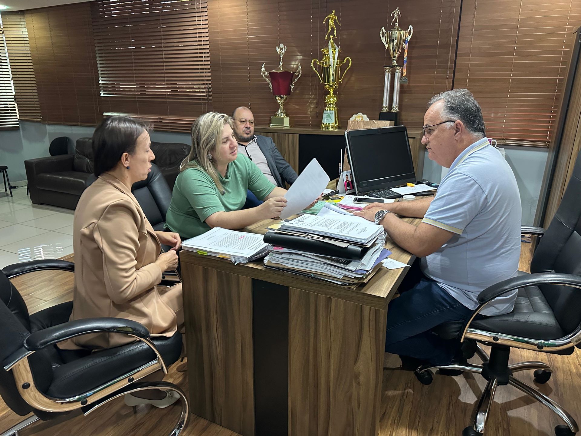 Prefeitura de Sarandi autoriza concurso público para professores e contratação de cerca de 200 estagiários para melhorar a educação 