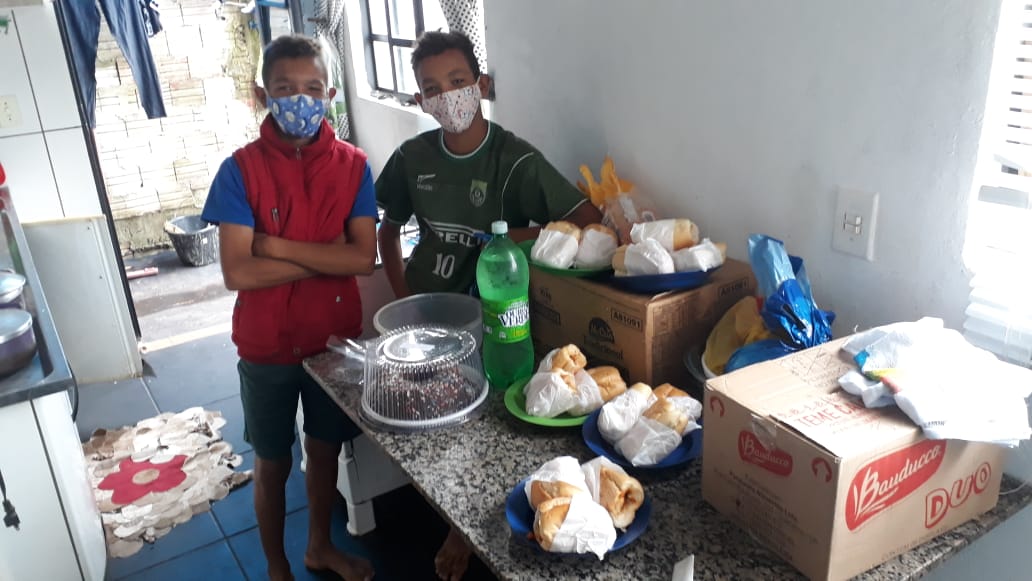 CIAPS reliza festa de aniversário surpresa