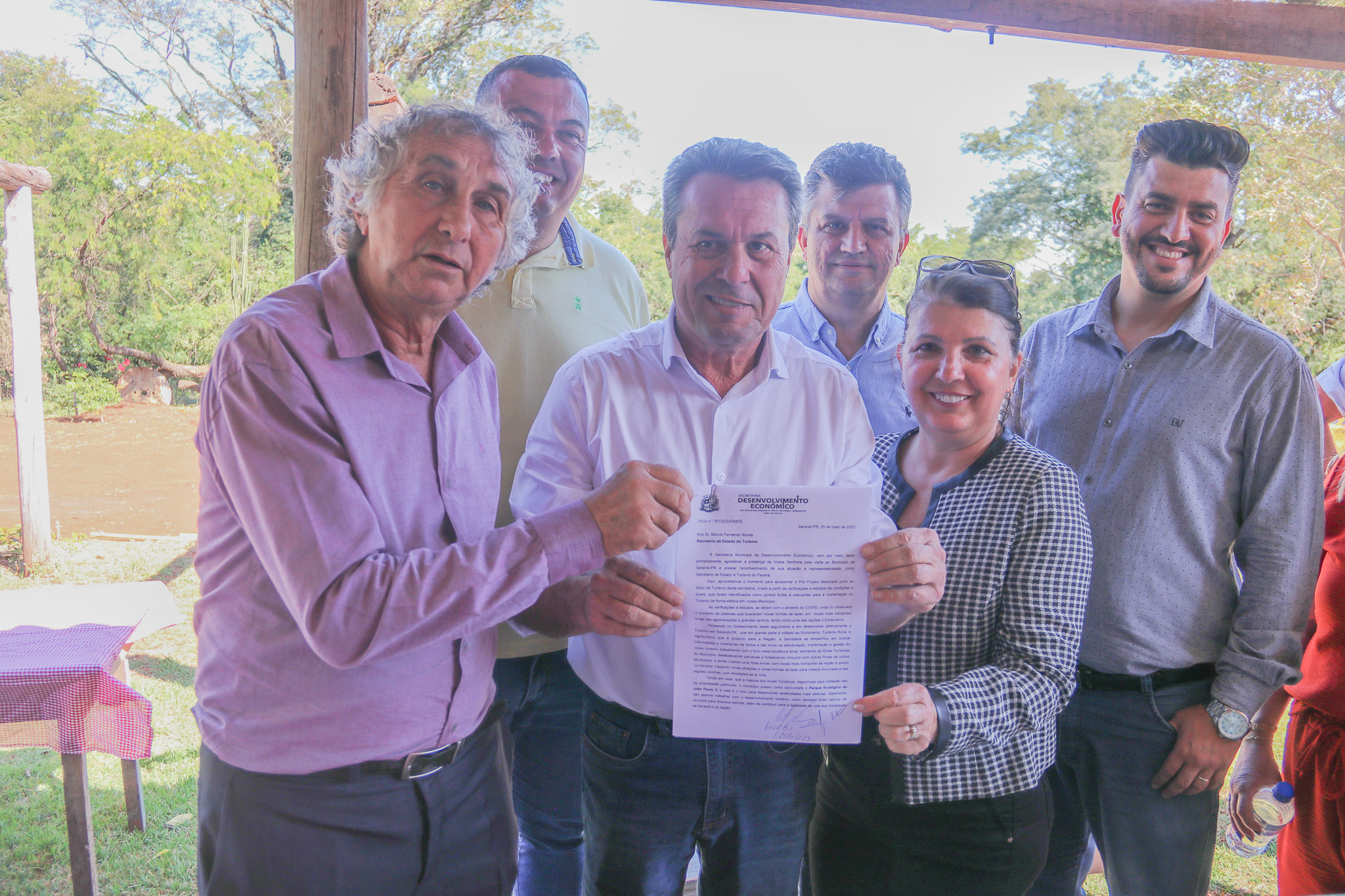 Em visita a Sarandi, secretário garante R$ 500 mil para obra de revitalização do Parque Ecológico